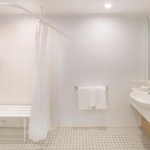 Deluxe Accessible Twin Room
